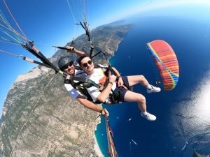 Antalya Tatilinde Paraşüt Keyfi